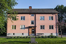 Foto på rosa hus - Prästgården